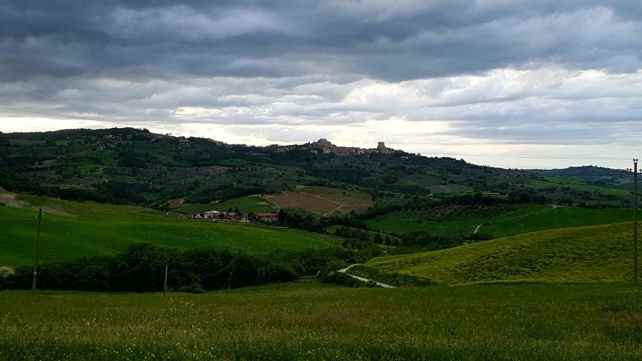 La Casa del susino Villa Castiglione dʼOrcia Exterior foto