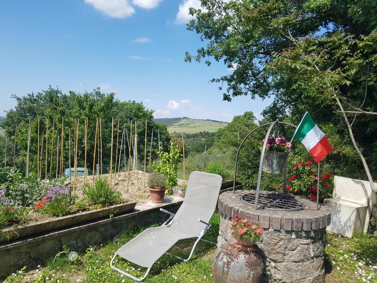 La Casa del susino Villa Castiglione dʼOrcia Exterior foto